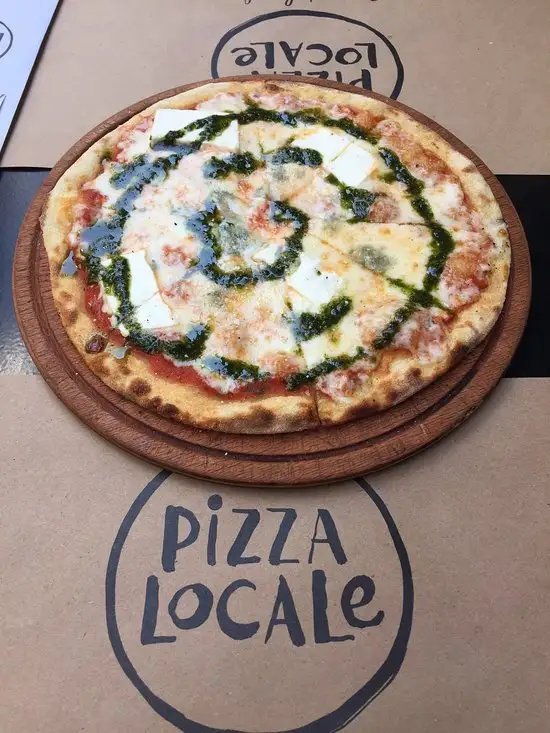 Pizza Locale'nin yemek ve ambiyans fotoğrafları 16