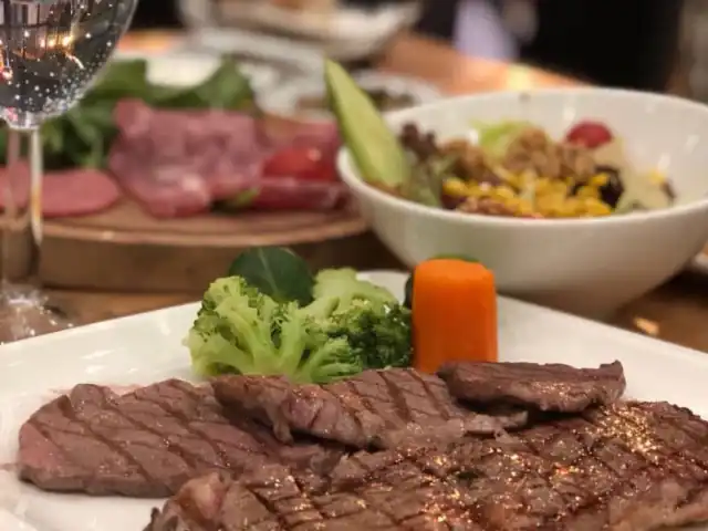 Assado Steak House'nin yemek ve ambiyans fotoğrafları 17