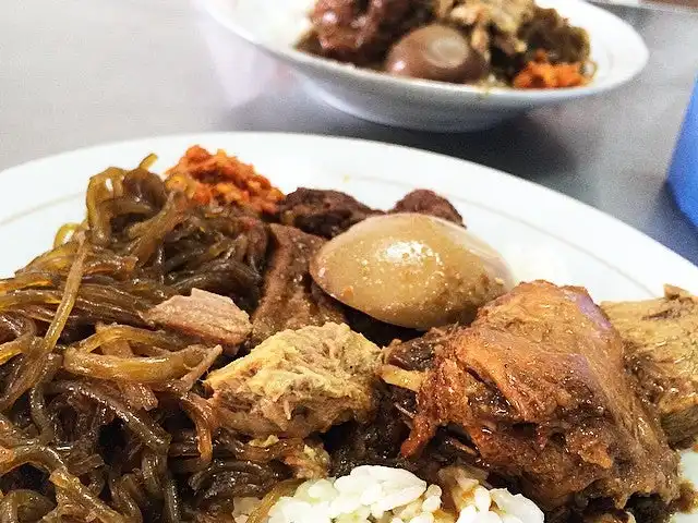 Gambar Makanan Depot Nasi Campur Pojok Tambak Bayan 11