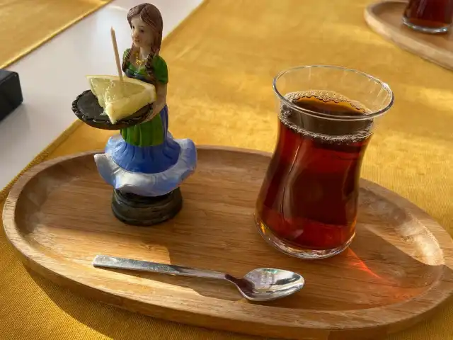 Badem Çiçeği Cafe