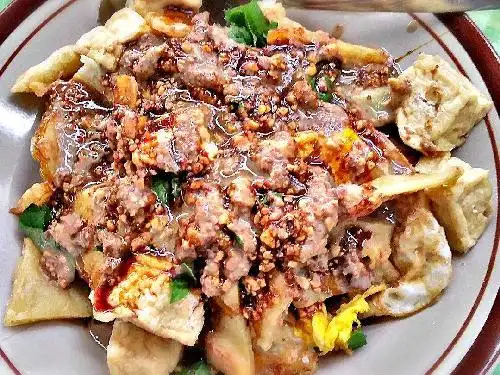 Tahu Gimbal & Siomay Pak Karno, Puspowarno Selatan 4