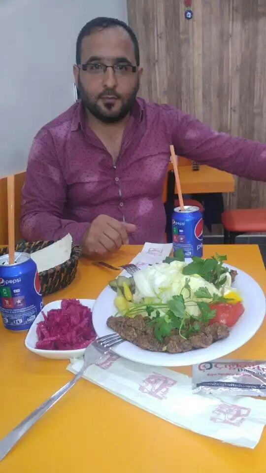 çiğ köfte dünyası havuzlubahçe'nin yemek ve ambiyans fotoğrafları 3