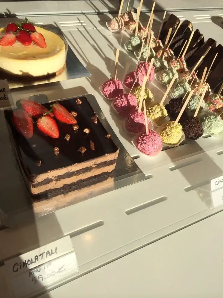 Cake Gallery Mashattan