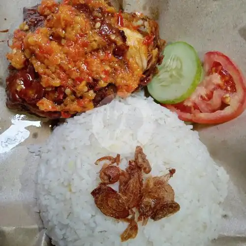 Gambar Makanan Warung Nasi Bu Leha, Jl. E 1