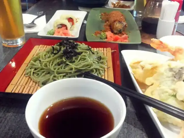 Gambar Makanan Toro Sushi & Ramen 14