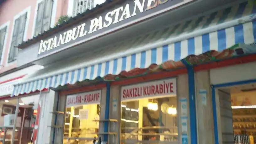 İstanbul Pastanesi'nin yemek ve ambiyans fotoğrafları 3