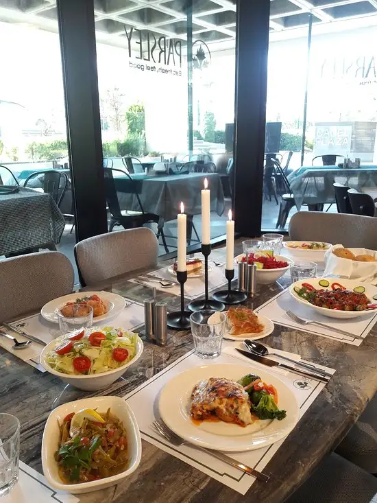 Parsley Restaurant'nin yemek ve ambiyans fotoğrafları 9