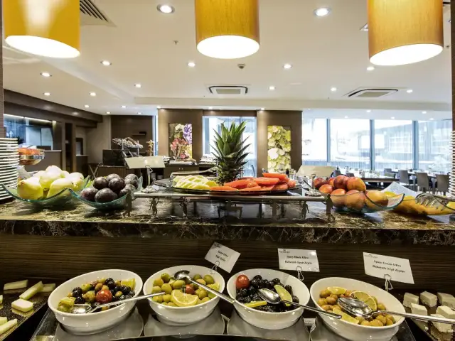 The Buffet Restaurant - Avantgarde Levent Hotel'nin yemek ve ambiyans fotoğrafları 4