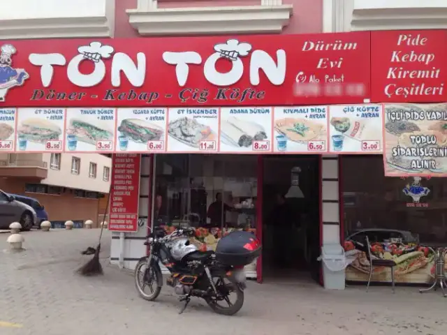 Ton Ton'nin yemek ve ambiyans fotoğrafları 1