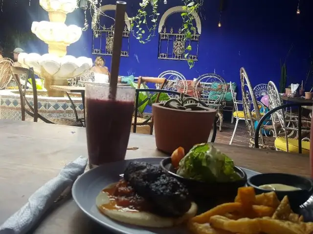 Gambar Makanan El Bazar Cafe & Restaurant 6