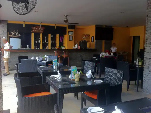 Gambar Makanan Adhiyoga Restaurant & Bar - The Lokha Legian Resort & Spa 12