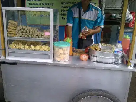 Gambar Makanan Pentol Goyang Lidah Cempaka 5