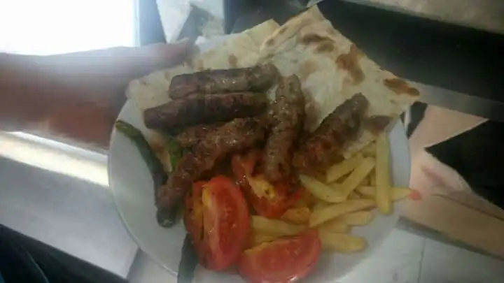 Kuzu Çevirme Sırık Kebabı'nin yemek ve ambiyans fotoğrafları 15