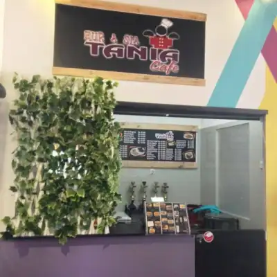 Tania Cafe