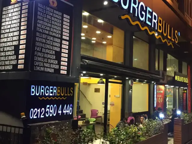Burger Bulls'nin yemek ve ambiyans fotoğrafları 1