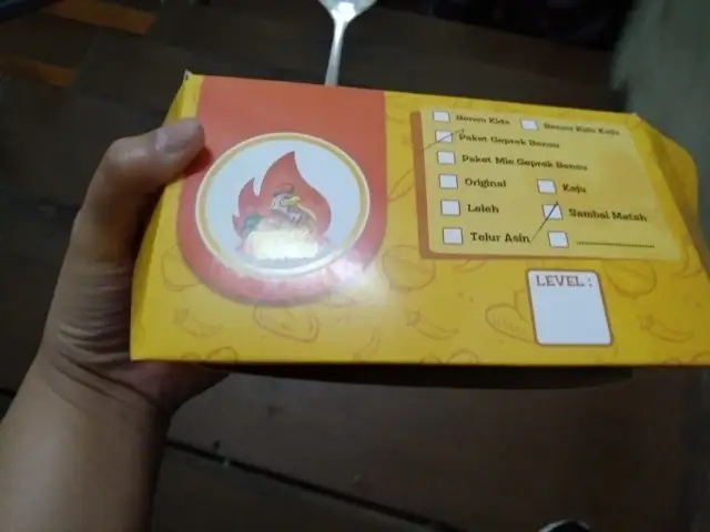 Gambar Makanan Geprek Bensu 3