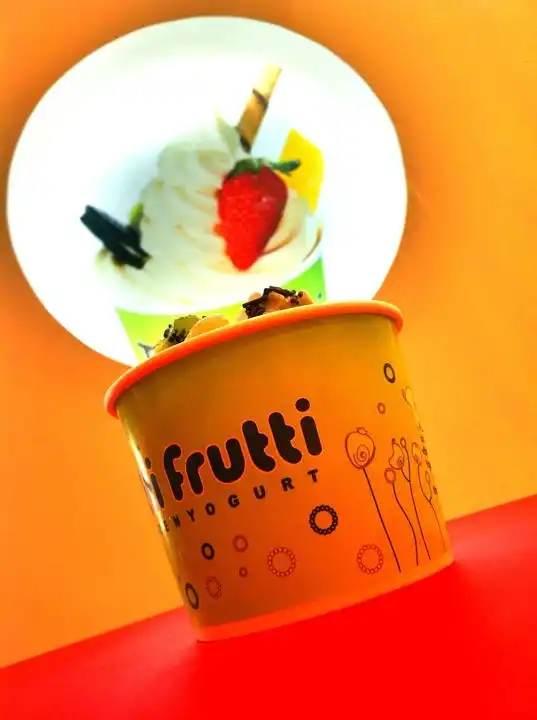 Tutti Frutti Frozen Yogurt Food Photo 5