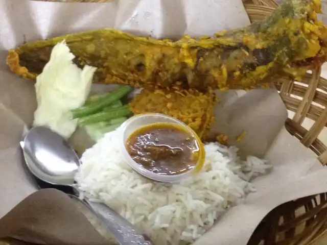 Restoran Nasi Padang Dan Mee Bakso Tanah Merah Food Photo 2