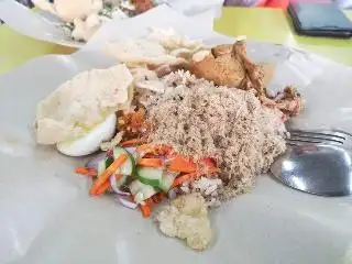 Station Nasi Kerabu Tumis Mama Sya