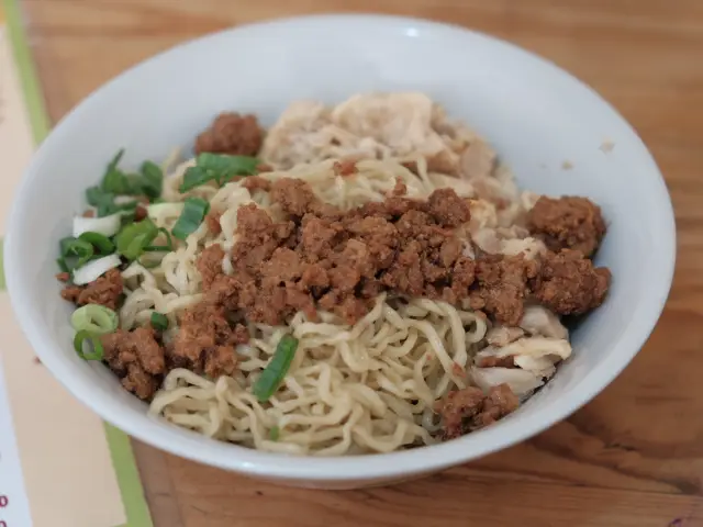 Gambar Makanan Bakmi Ayam Asoei 7