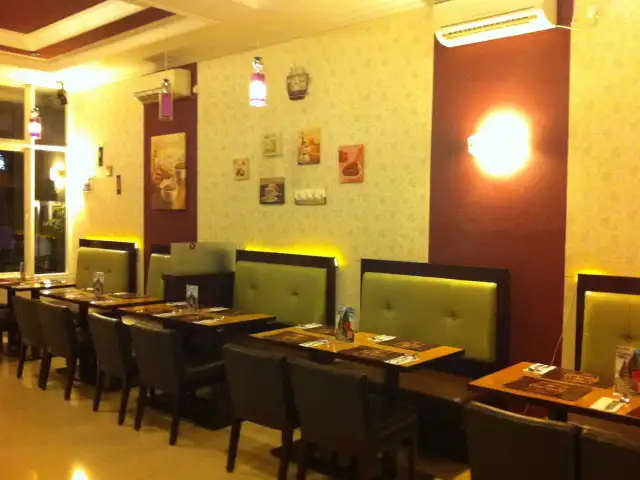 Gambar Makanan Be-Qyu Resto & Cafe 8