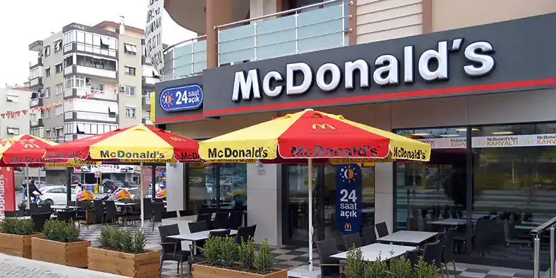 McDonald's'nin yemek ve ambiyans fotoğrafları 3