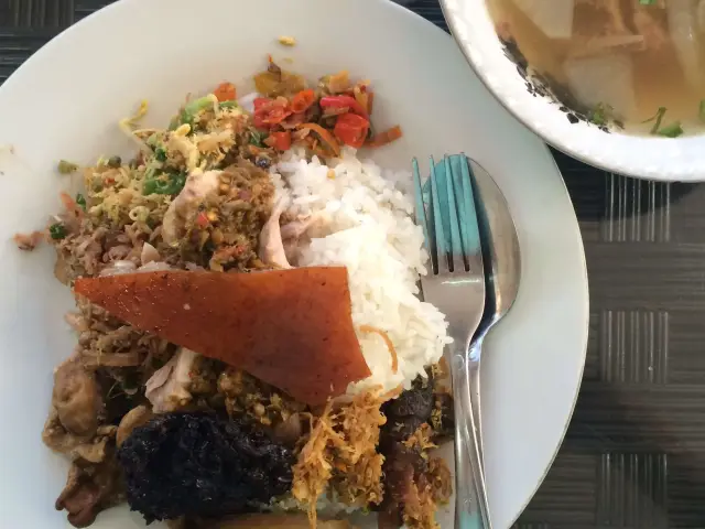 Gambar Makanan Babi Guling Nadi Jaya 15