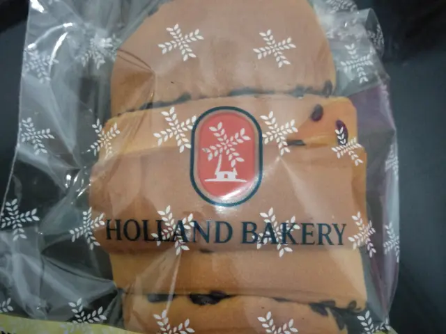 Gambar Makanan Holland Bakery 9