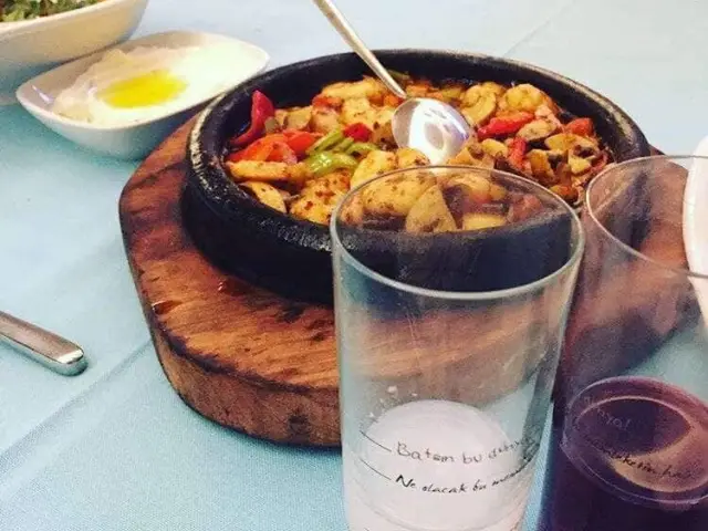 Göl Evi Balık Restaurant'nin yemek ve ambiyans fotoğrafları 4