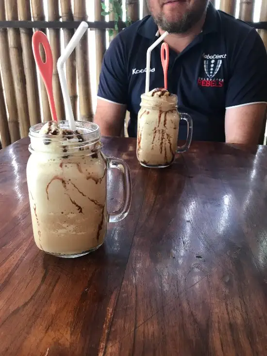 Gambar Makanan Black wood coffee shop 16