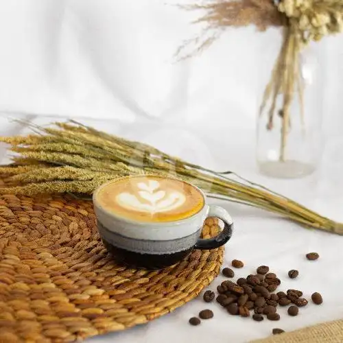 Gambar Makanan Monochrome Coffee & Kitchen 10