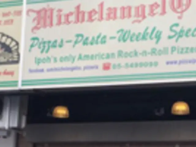 Michelangelo’s Pizzeria