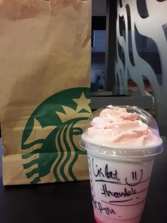 Gambar Makanan Starbucks 6