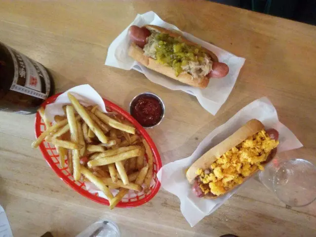 Pink's Hot Dogs Food Photo 19