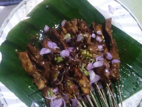 SATE  AYAM MADURA H. ROFIIH