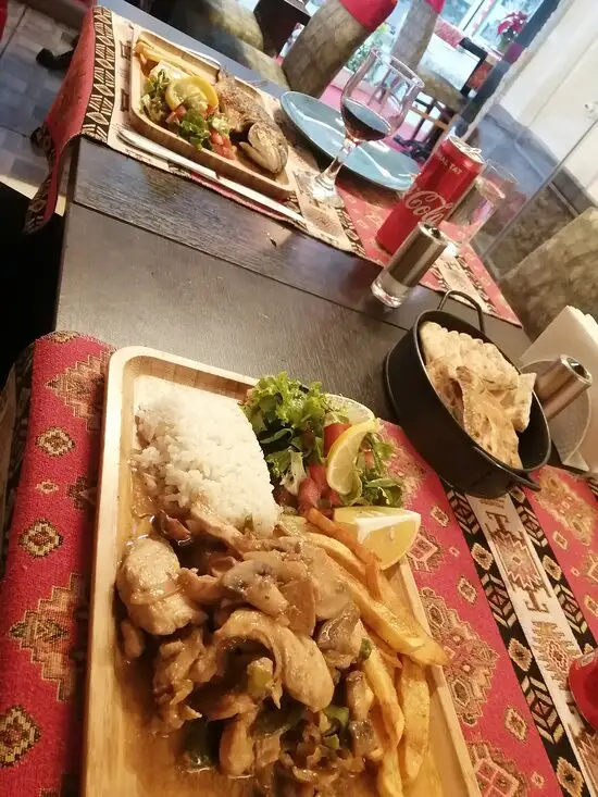 Sofia Kebab House'nin yemek ve ambiyans fotoğrafları 22