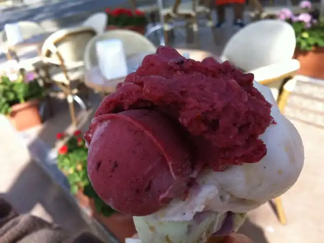 Hakiki Roma Dondurması'nin yemek ve ambiyans fotoğrafları 13