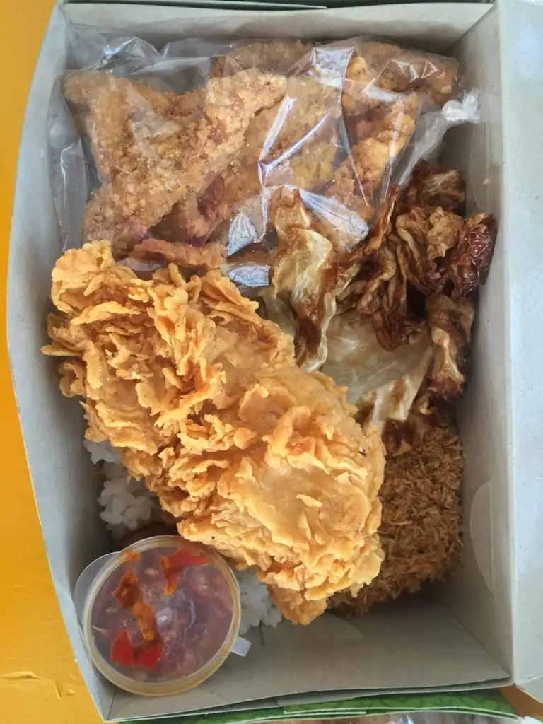 Nasi Kulit Malam Minggu