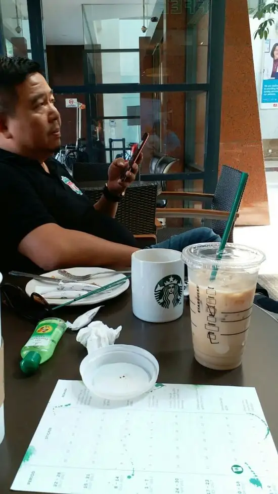 Gambar Makanan Starbucks 2