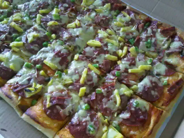 Gambar Makanan Henk's Pizza 8