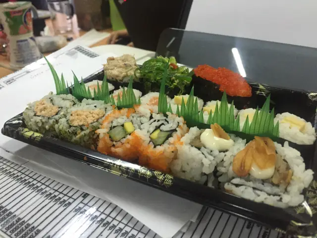 Gambar Makanan Sushi Kiosk 10