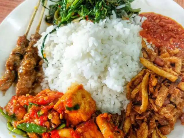 Gambar Makanan RM Lily Catering 16