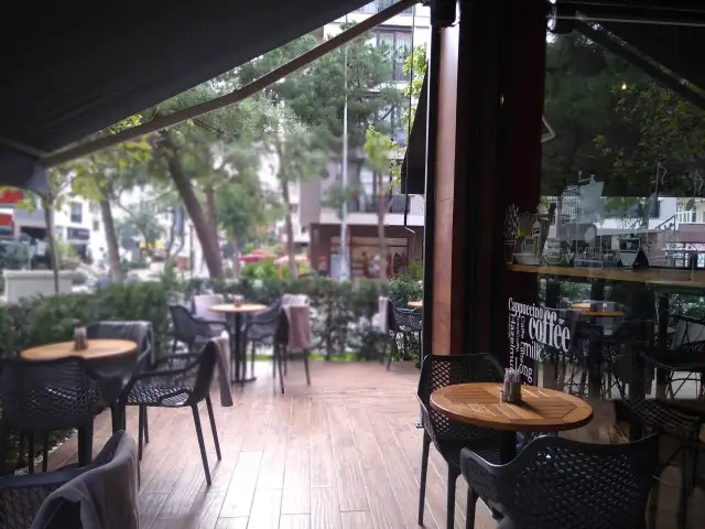 Agola Coffee Shop'nin yemek ve ambiyans fotoğrafları 3