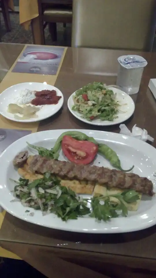 Gaziantep Asma Altı Kebap Lahmacun Salonu'nin yemek ve ambiyans fotoğrafları 10