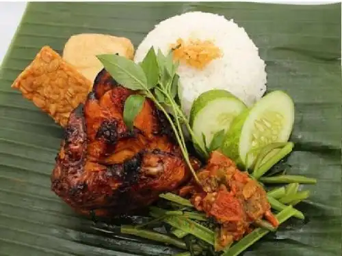 Ayam Penyet Nyampleng Roso