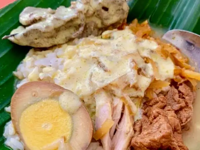 Gambar Makanan Nasi Ayam Bu Pini 4