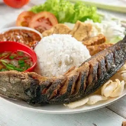 Gambar Makanan Pecel Lele Seafood Pelangi 77 10