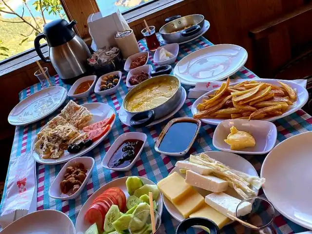 Yuvacık Çamlıtepe Restaurant'nin yemek ve ambiyans fotoğrafları 9