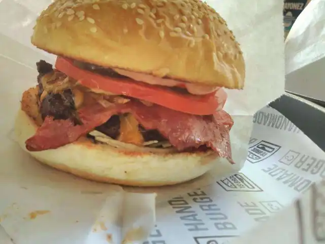 Handmade Burger'nin yemek ve ambiyans fotoğrafları 59