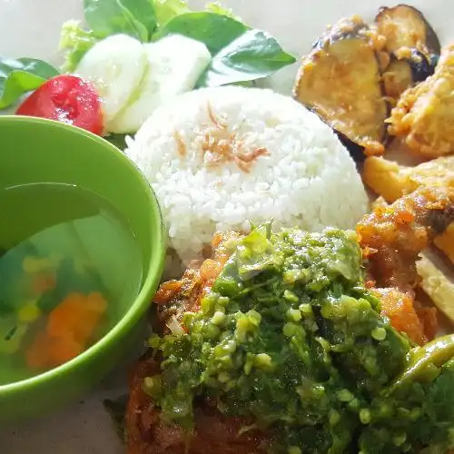 Gambar Makanan Nasi Uduk Nufana, Lamnyong 5